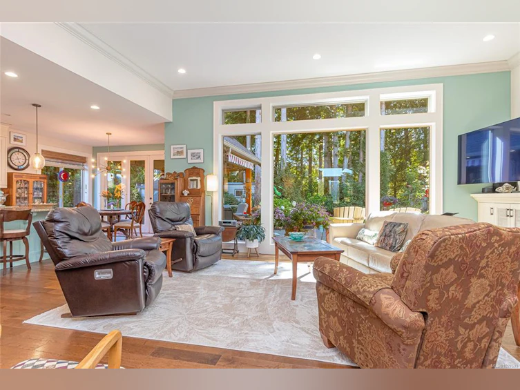 3888 Creekside Drive, Bowser/Deep Bay, BC, V0R 1G0 - 13