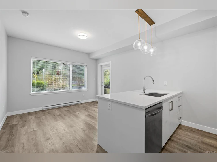 112-20 Barsby Avenue, Nanaimo, BC, V9R 0K4 - 11