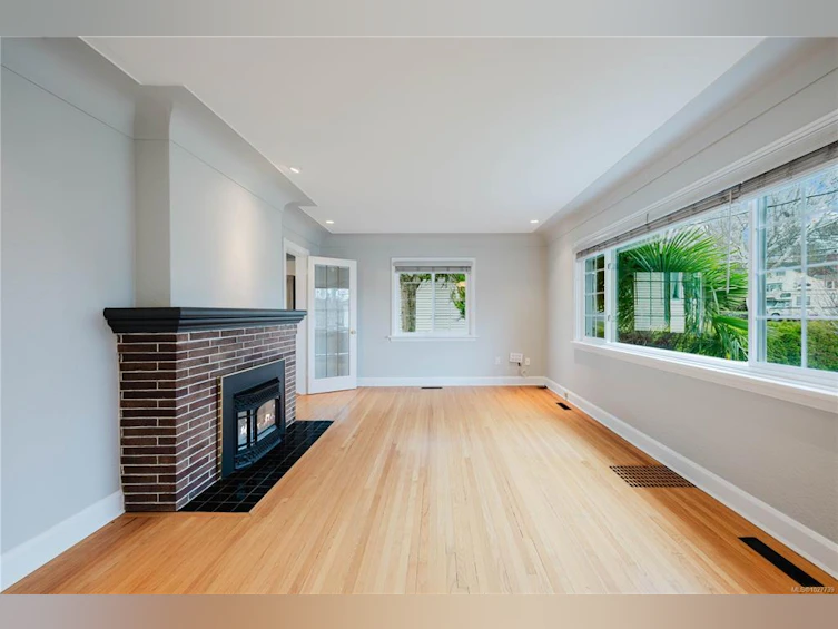 3143 Fifth Street, Victoria, BC, V8X 1E8 - 10