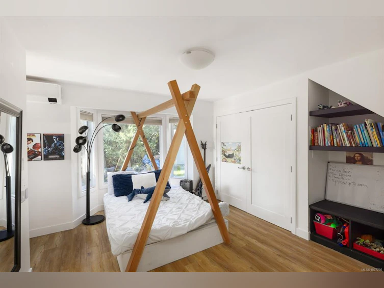 11321 Chalet Road, North Saanich, BC, V8L 5M1 - 24