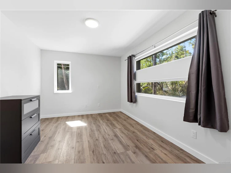 823 Lorne White Place, Ucluelet, BC, V0R 3A0 - 14