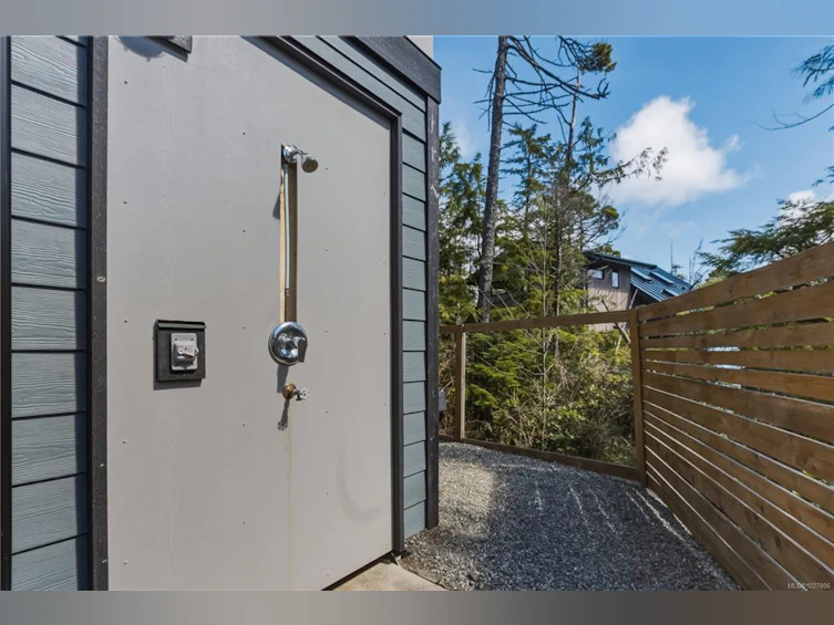 823 Lorne White Place, Ucluelet, BC, V0R 3A0 - 36
