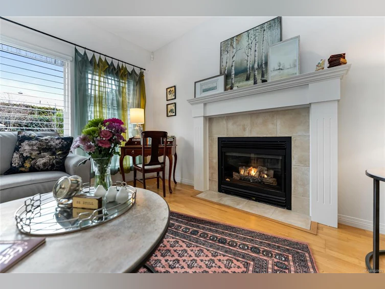 7952 Polo Park Crescent, Central Saanich, BC, V8M 2J4 - 10