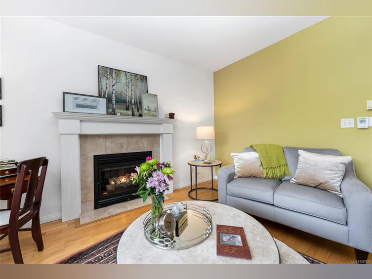 7952 Polo Park Crescent, Central Saanich, BC, V8M 2J4 - 11