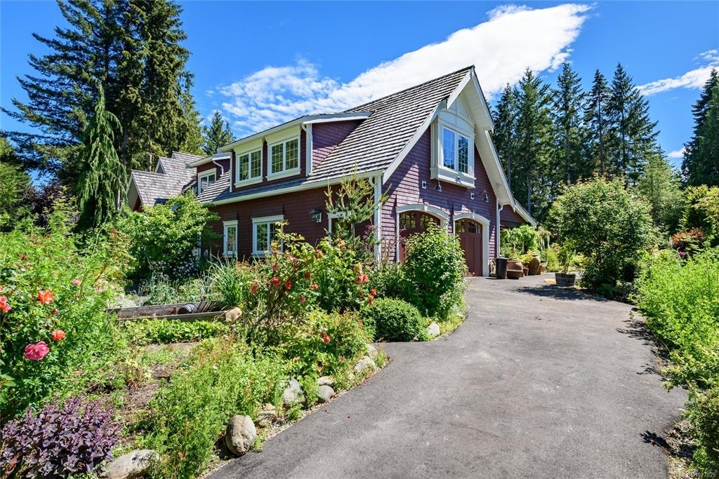 7679 Victor Lane, Fanny Bay, BC, V0R 1W0