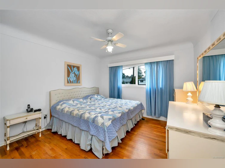 3850 S Raymond Street, Saanich, BC, V8Z 4K3 - 13