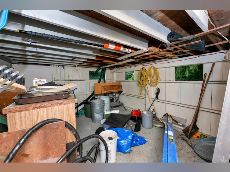 3850 S Raymond Street, Saanich, BC, V8Z 4K3 - 29