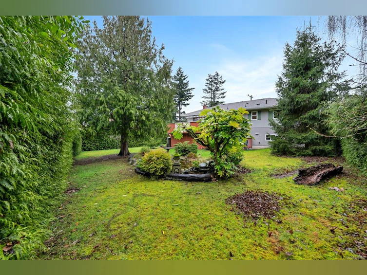 3850 S Raymond Street, Saanich, BC, V8Z 4K3 - 32