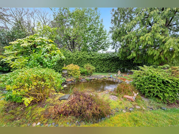 3850 S Raymond Street, Saanich, BC, V8Z 4K3 - 33