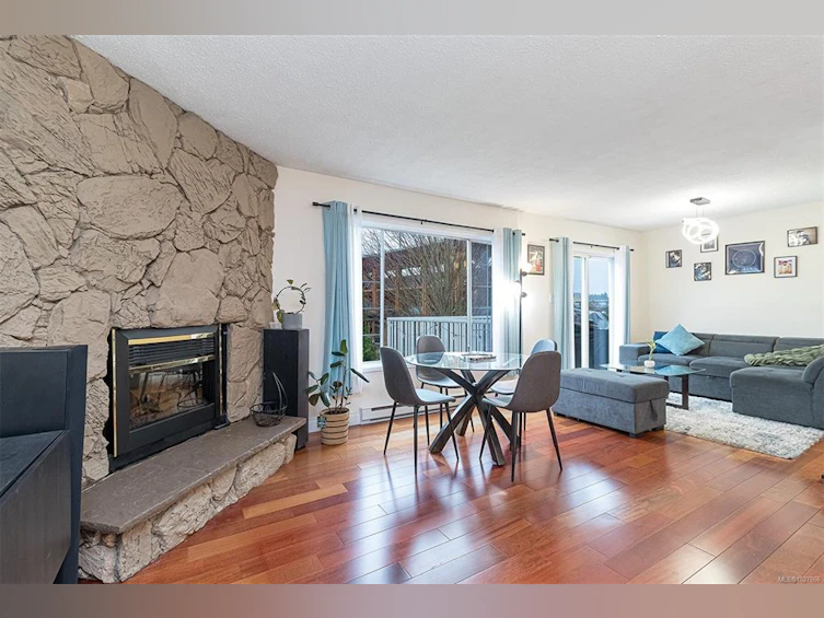 3026 Glen Lake Road, Langford, BC, V9B 4B4