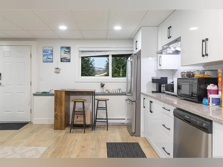 3026 Glen Lake Road, Langford, BC, V9B 4B4 - 27