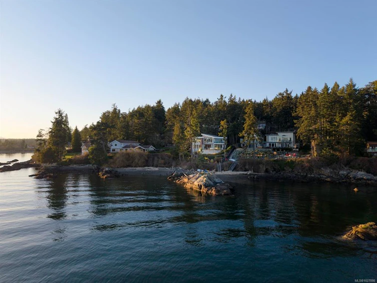 2355 Tryon Road, North Saanich, BC, V8L 5H8 - 40