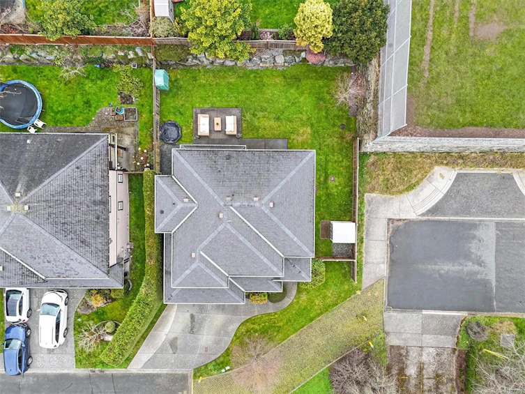 4039 Copperfield Lane, Saanich, BC, V8Z 0A5 - 37