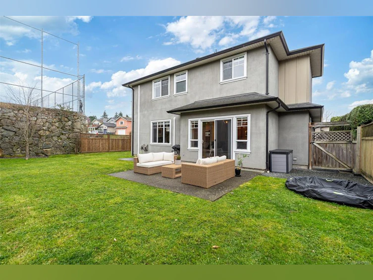 4039 Copperfield Lane, Saanich, BC, V8Z 0A5 - 32