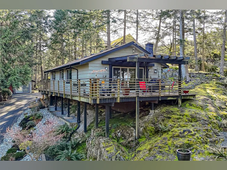 1650 Claudet Road, Nanoose, BC, V9P 9B4