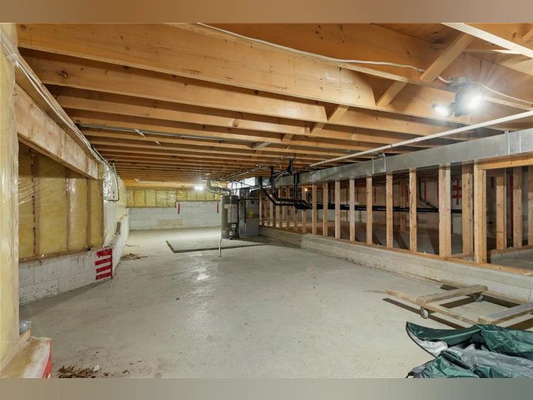 2637 S Alder Street, Campbell River, BC, V9G 1C4 - 40