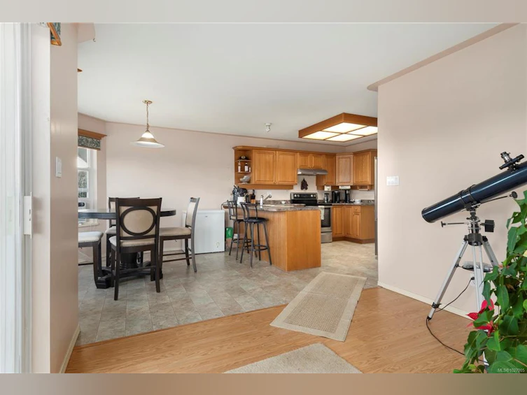 2637 S Alder Street, Campbell River, BC, V9G 1C4 - 16