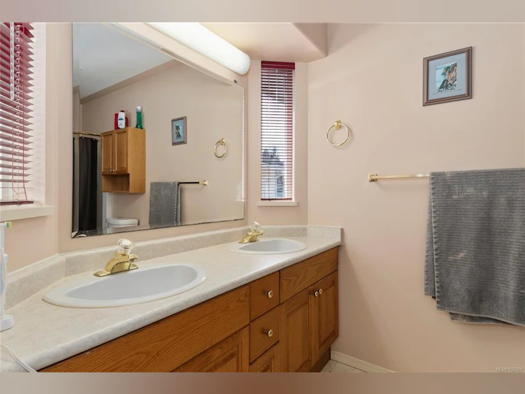 2637 S Alder Street, Campbell River, BC, V9G 1C4 - 22