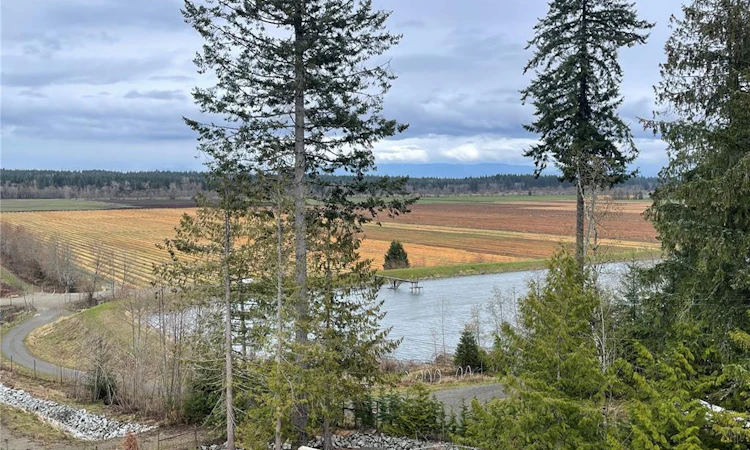 3316 Klanawa Crescent