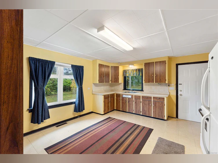 6850 W Island Highway, Bowser/Deep Bay, BC, V0R 1G0 - 5