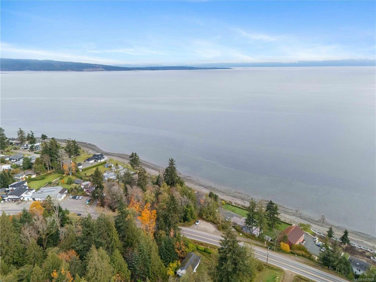 6850 W Island Highway, Bowser/Deep Bay, BC, V0R 1G0 - 4