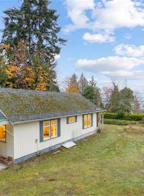 6850 Island Highway W