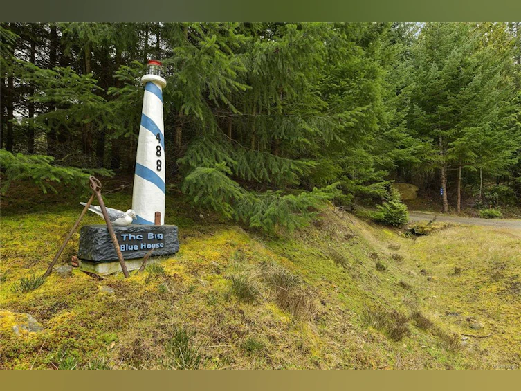 488 Mckercher Road, Mayne Island, BC, V0N 2J2 - 2