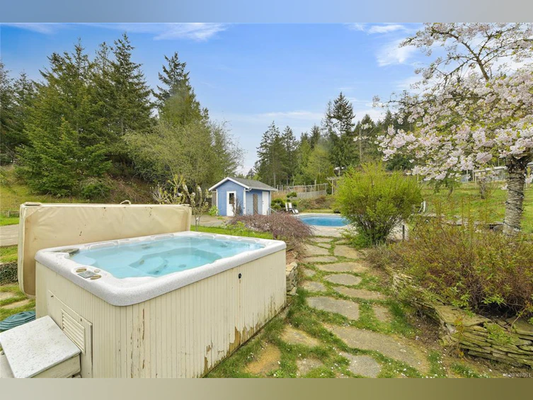 488 Mckercher Road, Mayne Island, BC, V0N 2J2 - 68