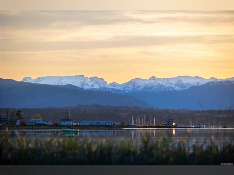 1304 Midden Road, Comox, BC, V9M 2R6 - 49