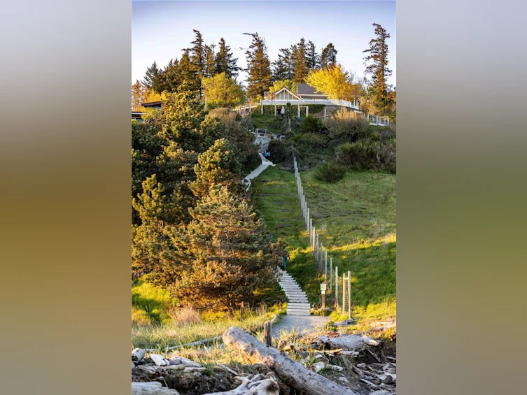 1304 Midden Road, Comox, BC, V9M 2R6 - 47