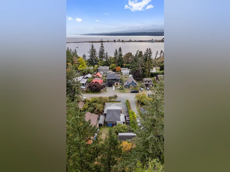 1314 Docliddle Road, Comox, BC, V9M 2P9 - 40