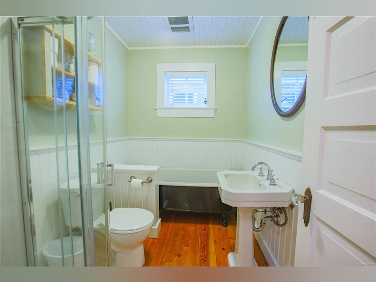 225 Boardwalk Boulevard, Ucluelet, BC, V0R 3A0 - 7