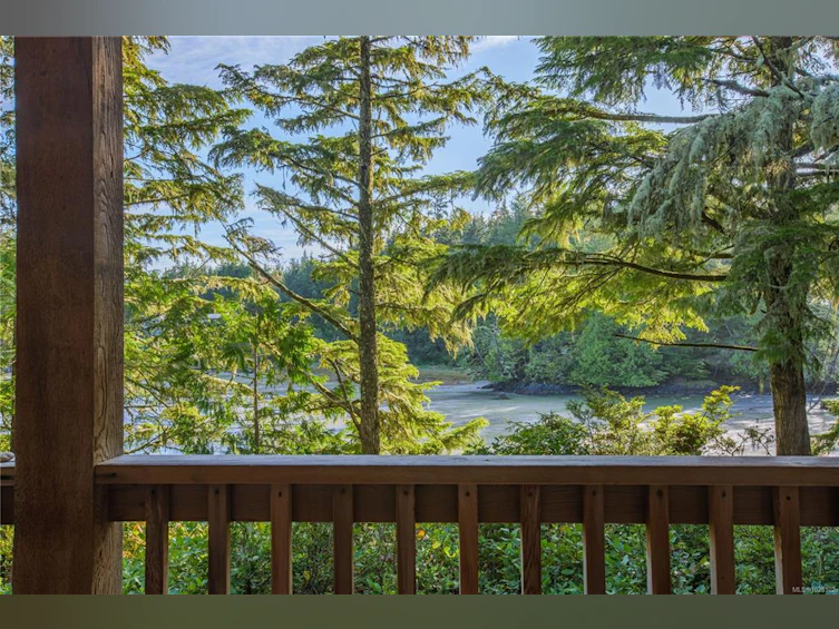 225 Boardwalk Boulevard, Ucluelet, BC, V0R 3A0 - 8