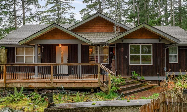 685 Rollo Road