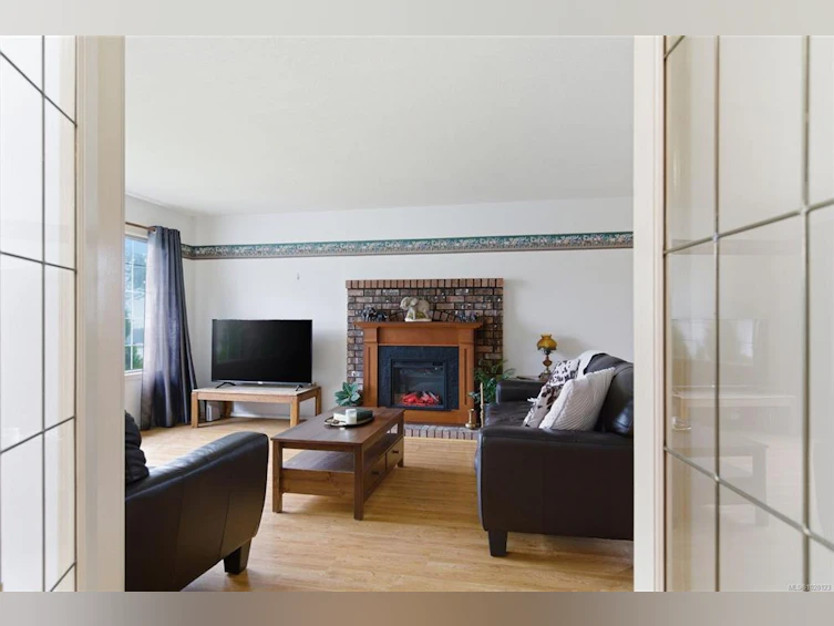 702 Forsyth Avenue, Parksville, BC, V9P 1E7 - 12