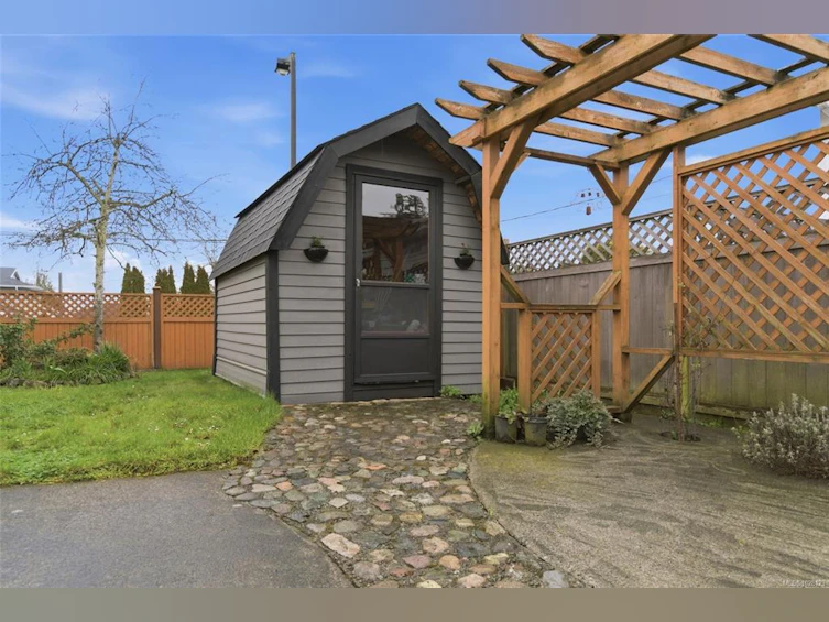 702 Forsyth Avenue, Parksville, BC, V9P 1E7 - 24
