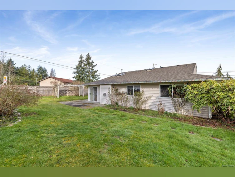 828 Mallory Avenue, Parksville, BC, V9P 2M1 - 11