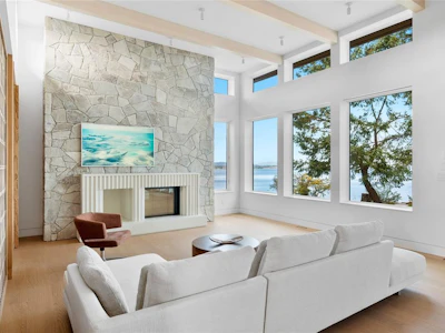4570 Bissenden Place - 5