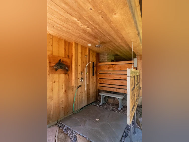 225 Sea Meadow Drive, Gabriola Island, BC, V0R 1X2 - 69