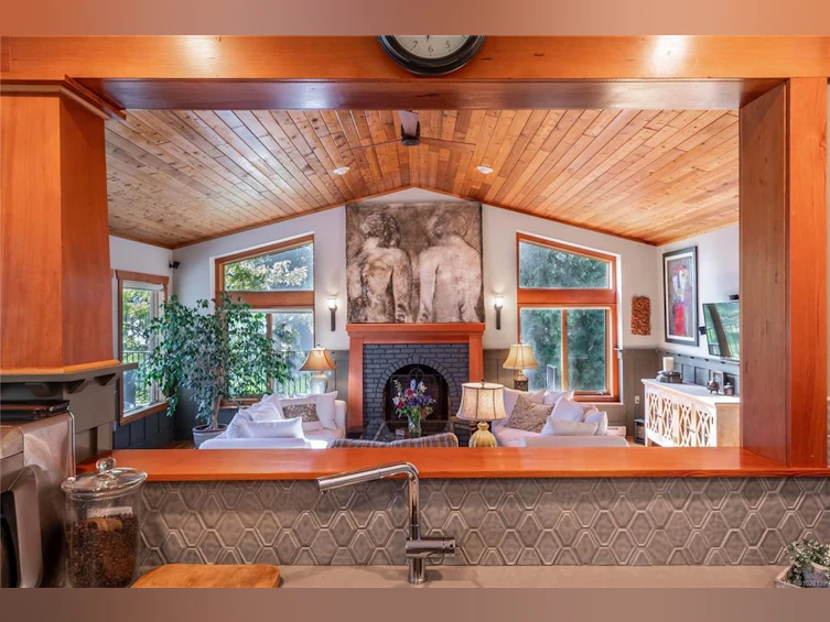 225 Sea Meadow Drive, Gabriola Island, BC, V0R 1X2 - 46