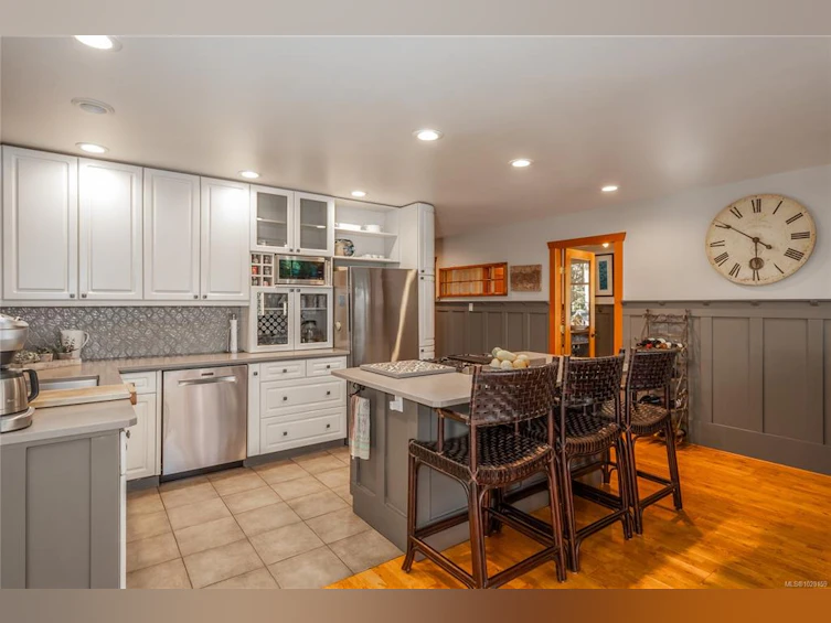 225 Sea Meadow Drive, Gabriola Island, BC, V0R 1X2 - 38