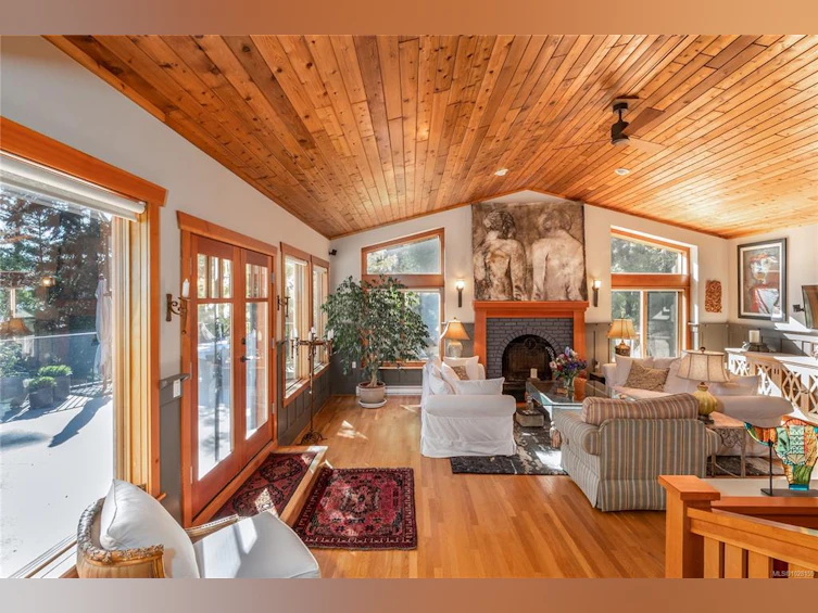 225 Sea Meadow Drive, Gabriola Island, BC, V0R 1X2 - 11