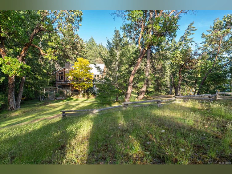 225 Sea Meadow Drive, Gabriola Island, BC, V0R 1X2 - 33