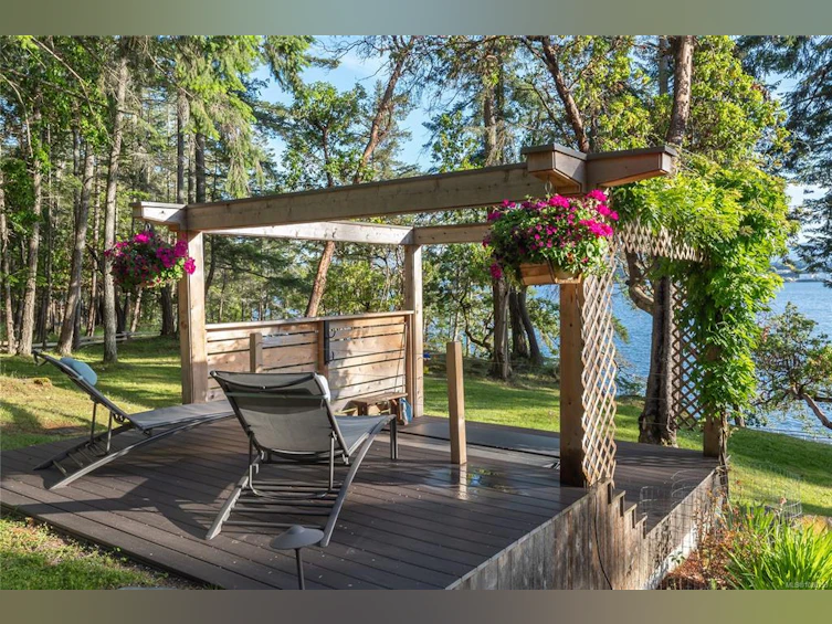225 Sea Meadow Drive, Gabriola Island, BC, V0R 1X2 - 26