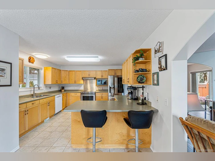 3928 Valewood Drive, Nanaimo, BC, V9T 6B9 - 3