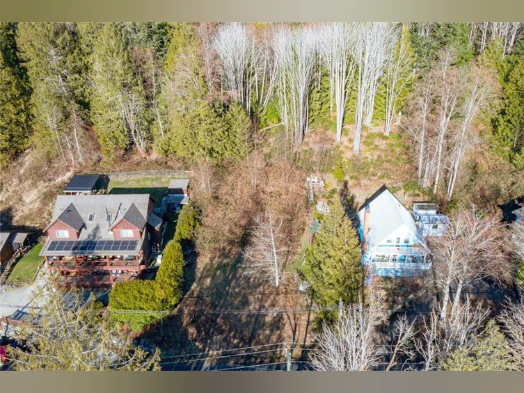 295 W North Shore Road, Lake Cowichan, BC, V0R 1Y0 - 8