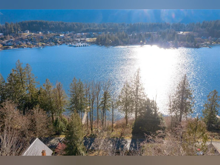 295 W North Shore Road, Lake Cowichan, BC, V0R 1Y0 - 17