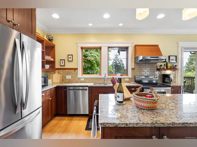 262A Fulford Ganges Road, Salt Spring Island, BC, V8K 2L4 - 13