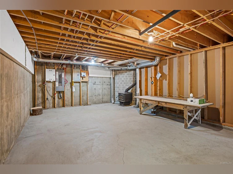 2865 Munroe Road, Nanaimo, BC, V9R 6X4 - 43