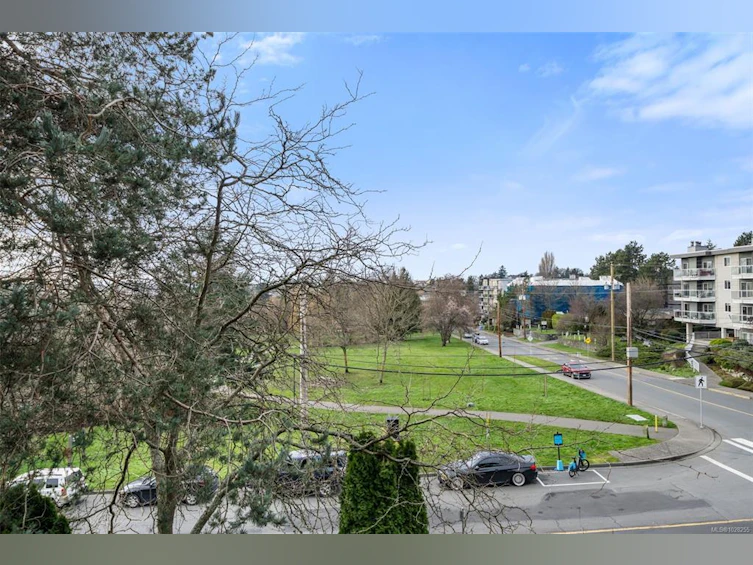 227-1025 Inverness Road, Saanich, BC, V8X 2S2 - 13